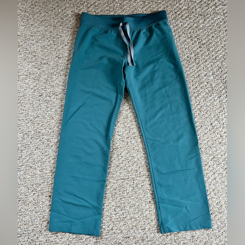FIGS Scrub pants